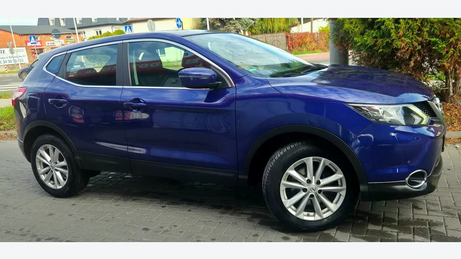 NISSAN Qashqai -