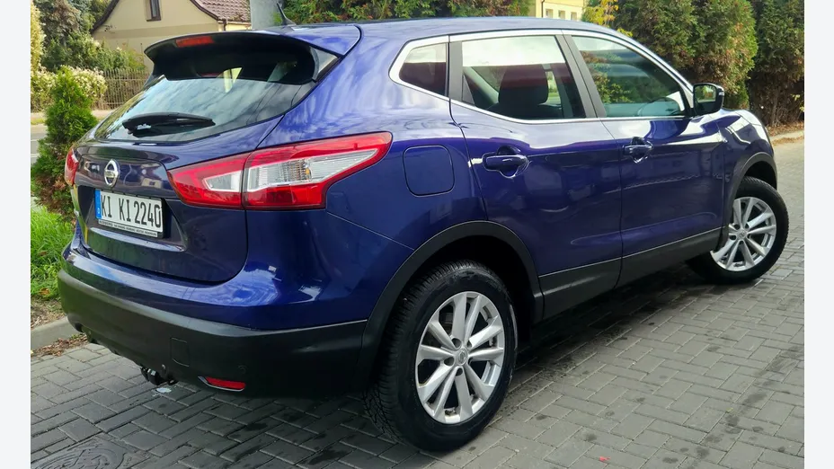 NISSAN Qashqai -
