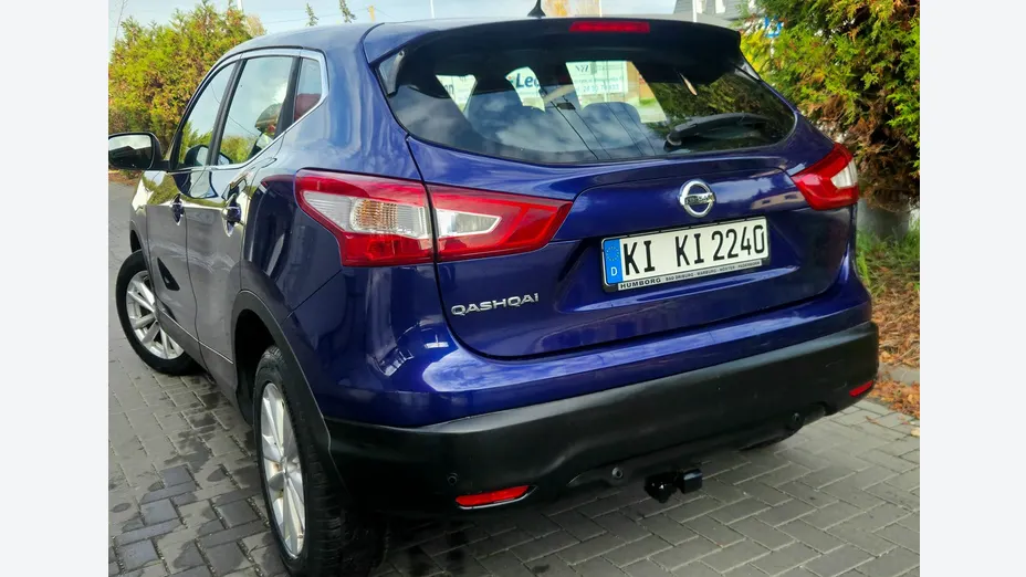 NISSAN Qashqai -