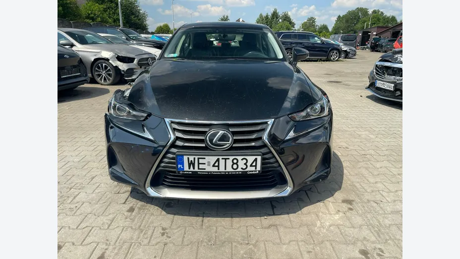 LEXUS IS -