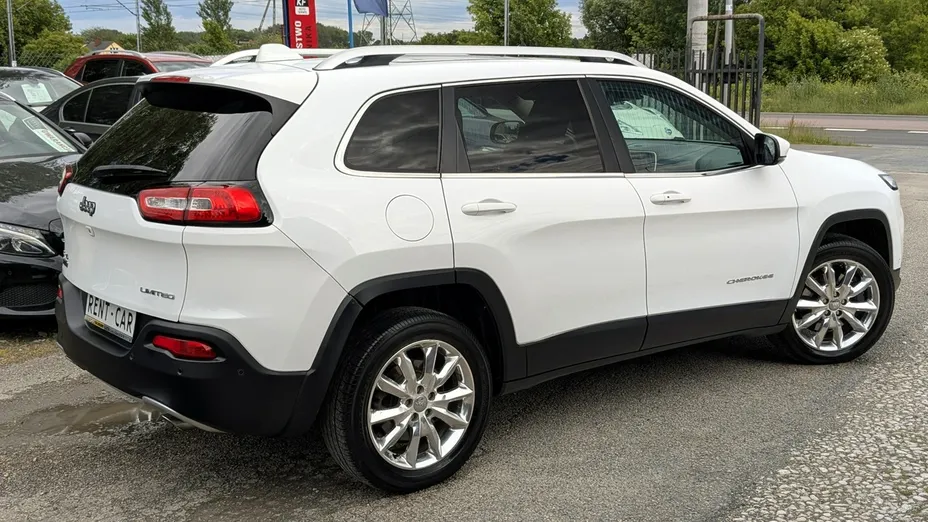 JEEP Cherokee -