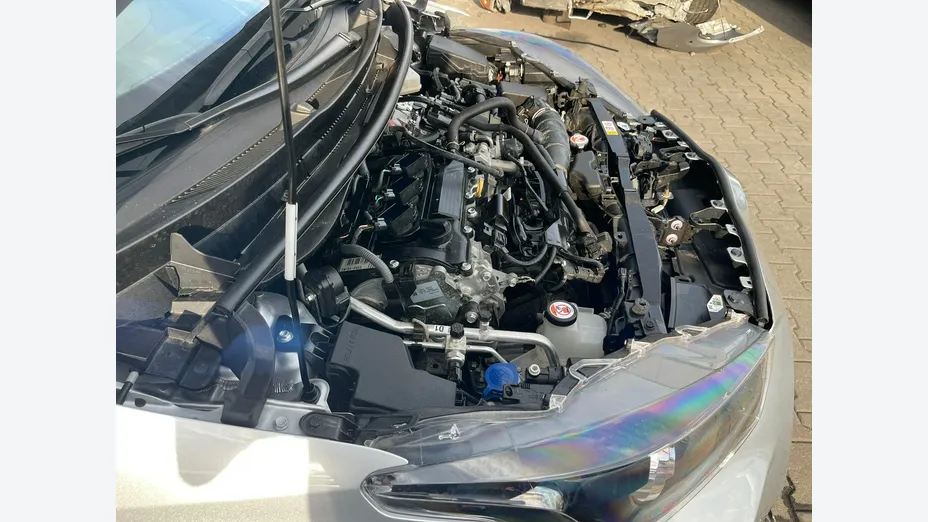 TOYOTA Yaris -
