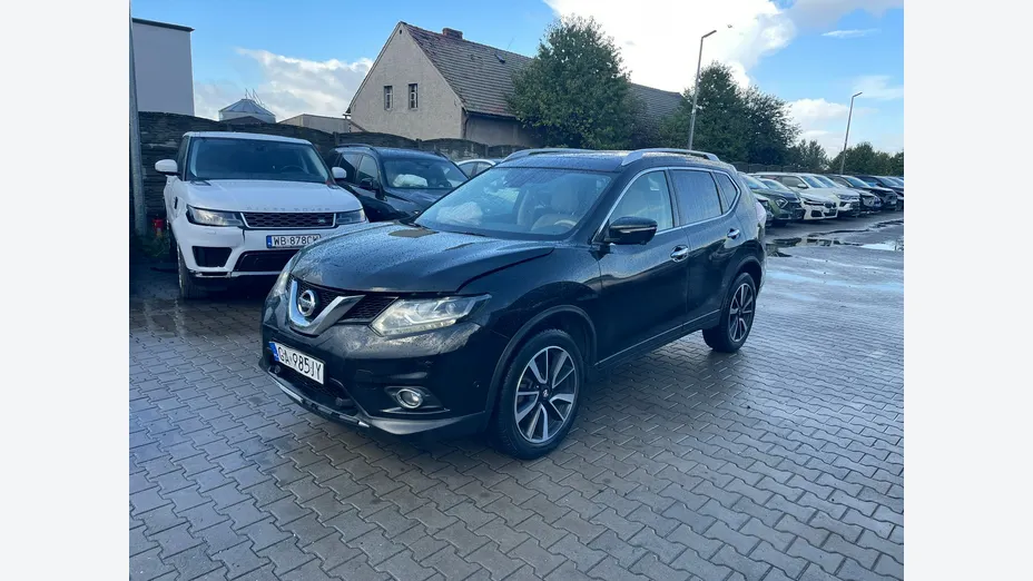 NISSAN X-Trail -