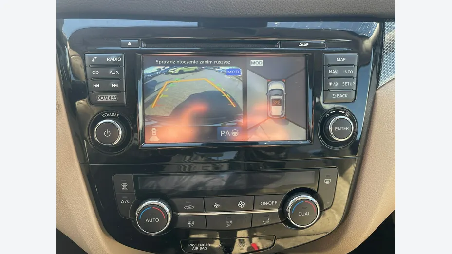 NISSAN X-Trail -