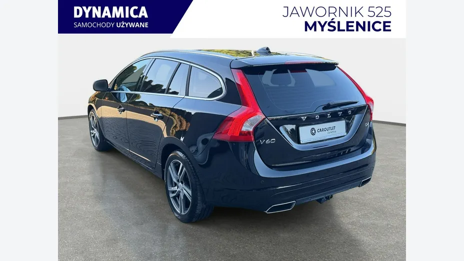 VOLVO V60 -