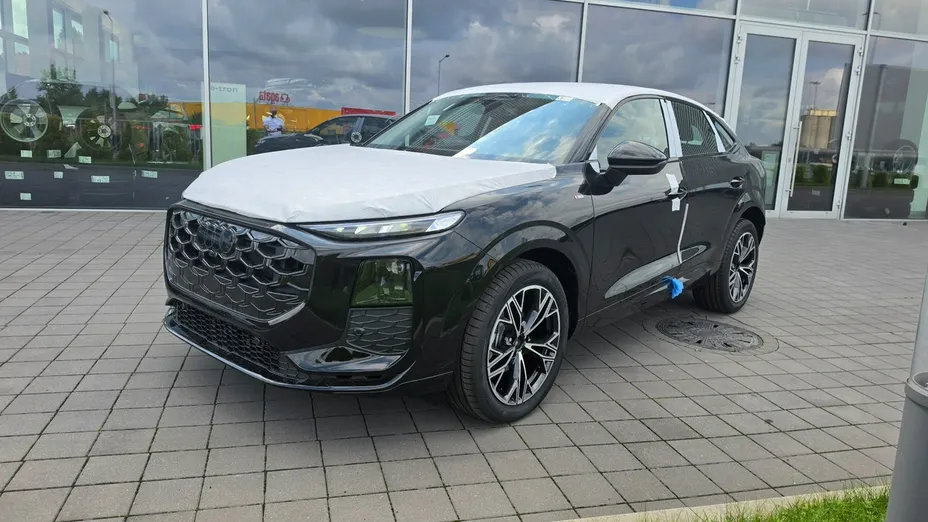 AUDI Q3 Sportback -