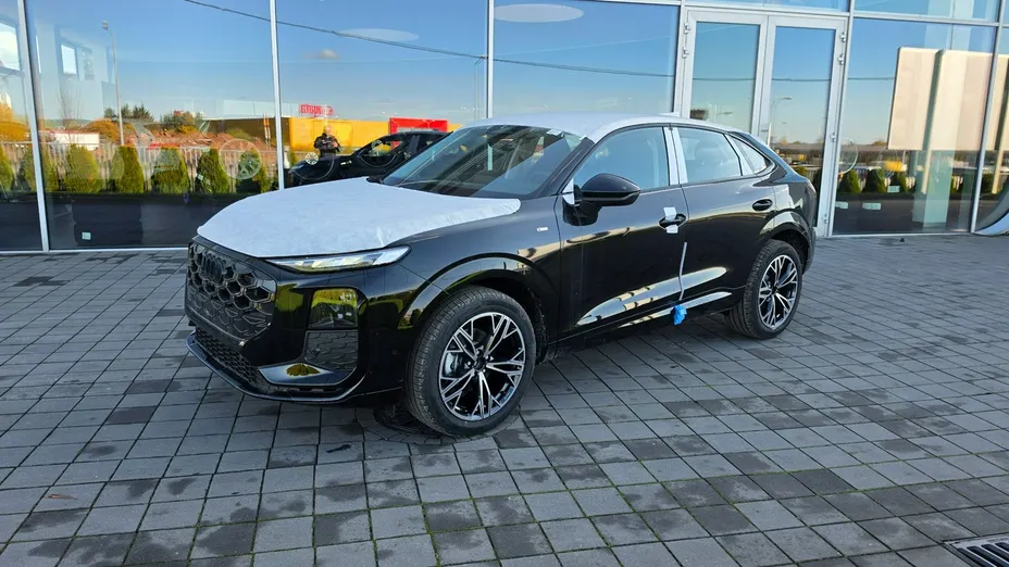 AUDI Q3 Sportback -