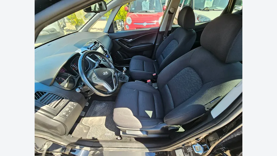 HYUNDAI ix20 -