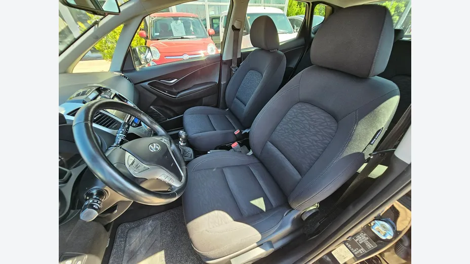 HYUNDAI ix20 -