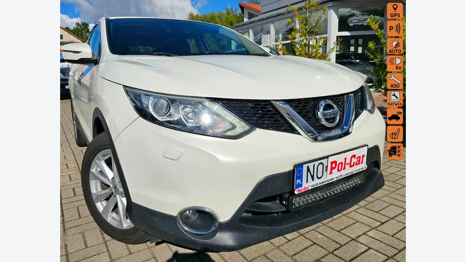NISSAN Qashqai -