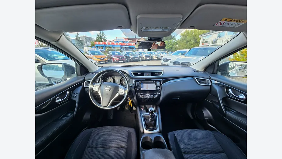 NISSAN Qashqai -