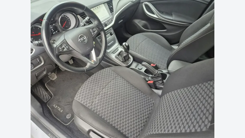 OPEL Astra -