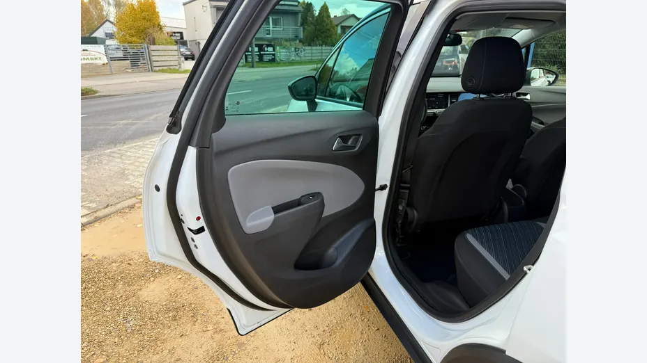OPEL Crossland X -