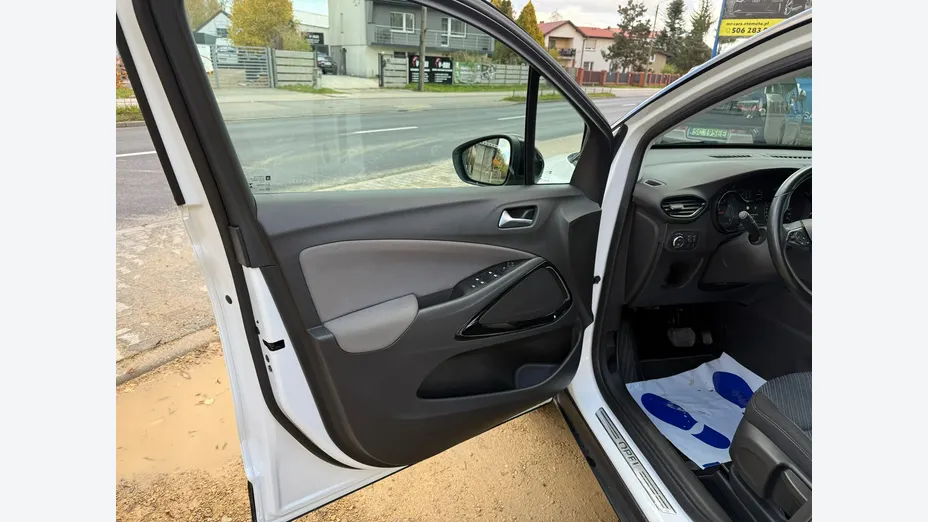 OPEL Crossland X -