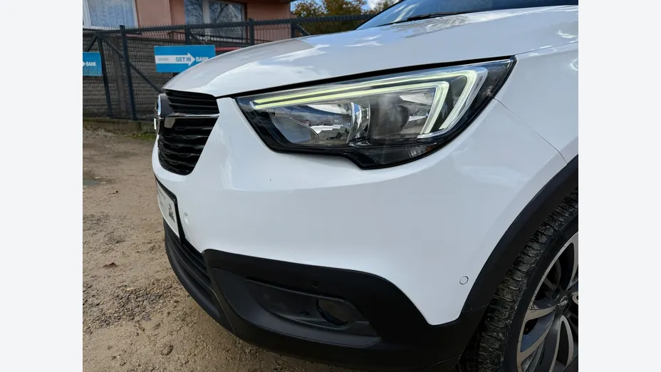 OPEL Crossland X -