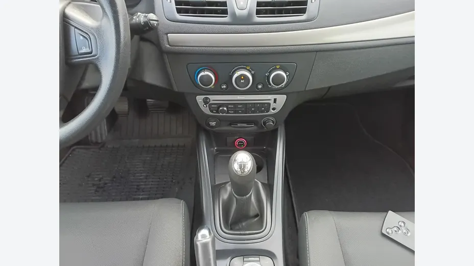 RENAULT Megane -
