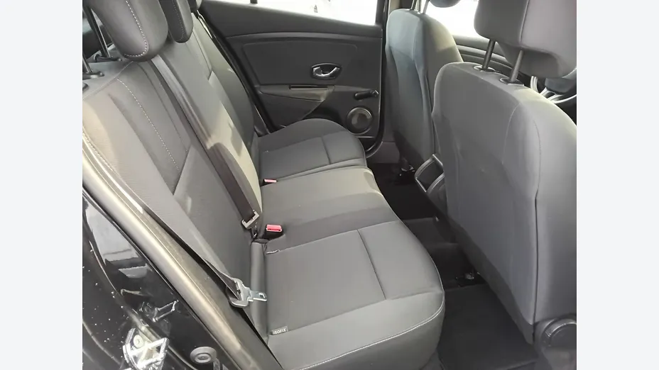 RENAULT Megane -