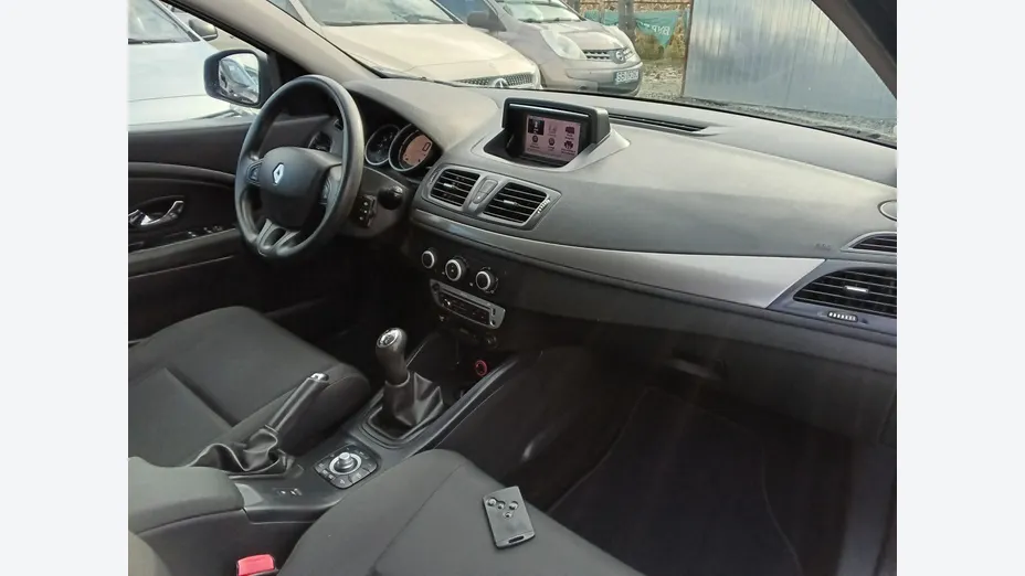 RENAULT Megane -