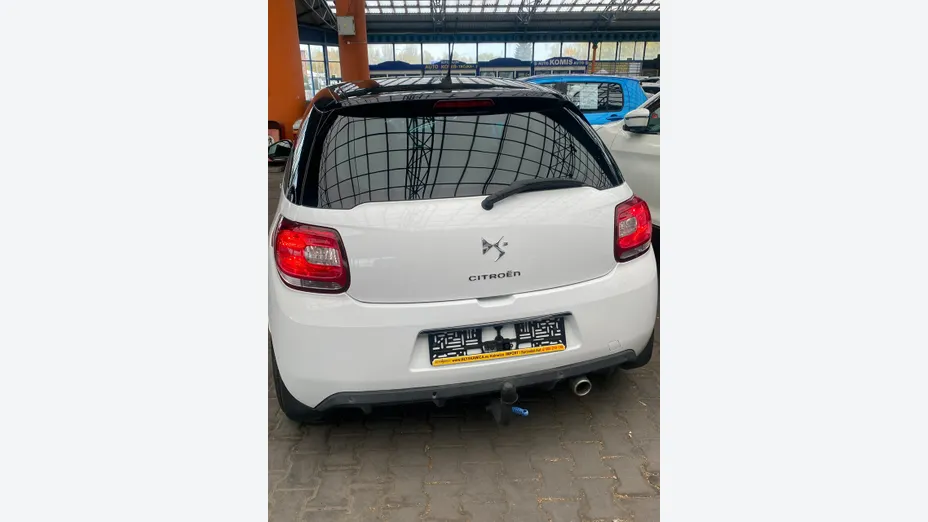 CITROEN DS3 -