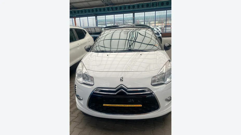 CITROEN DS3 -