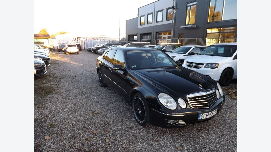 MERCEDES-BENZ E Klasa -