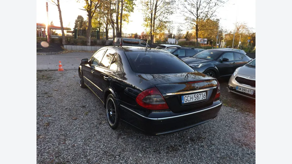 MERCEDES-BENZ E Klasa -