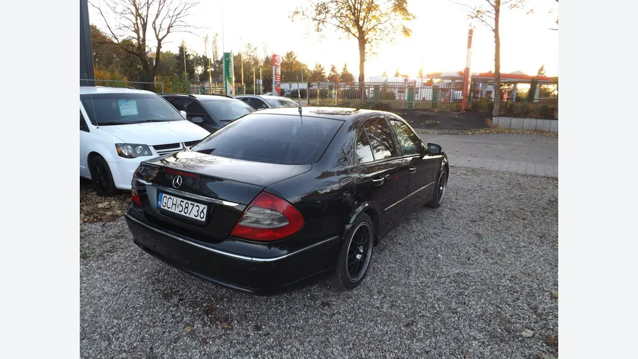 MERCEDES-BENZ E Klasa -