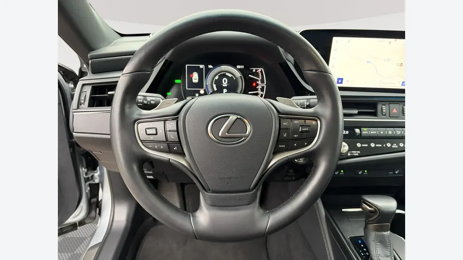 LEXUS ES -