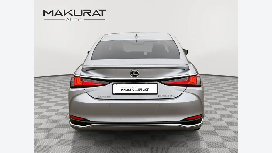 LEXUS ES -