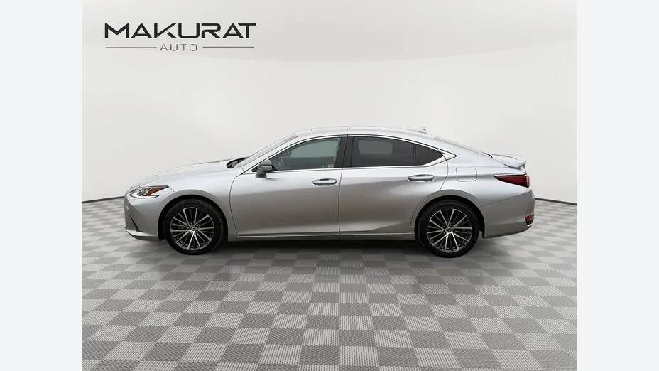 LEXUS ES -