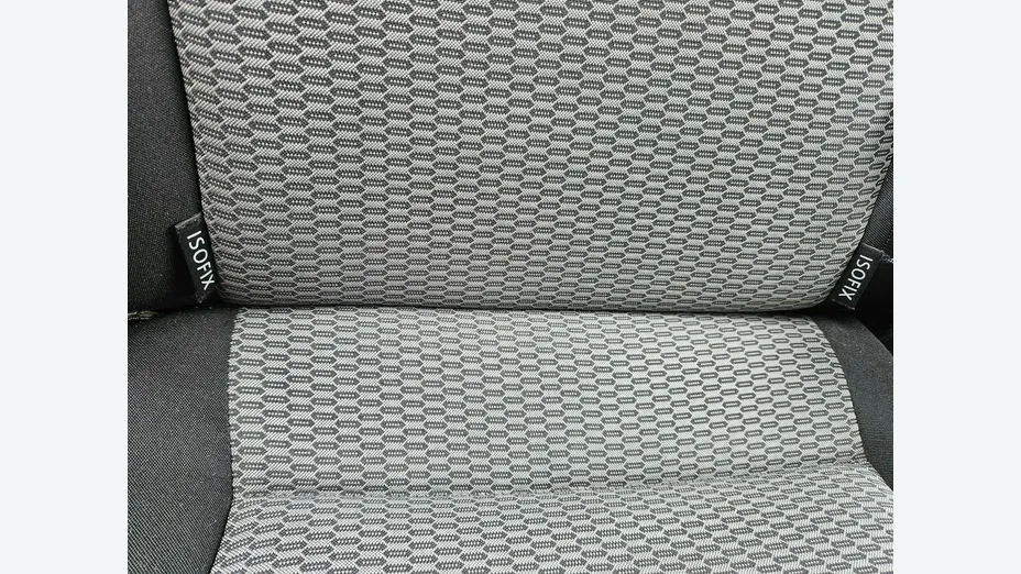 VOLKSWAGEN Polo -