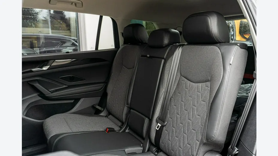VOLKSWAGEN Tayron -