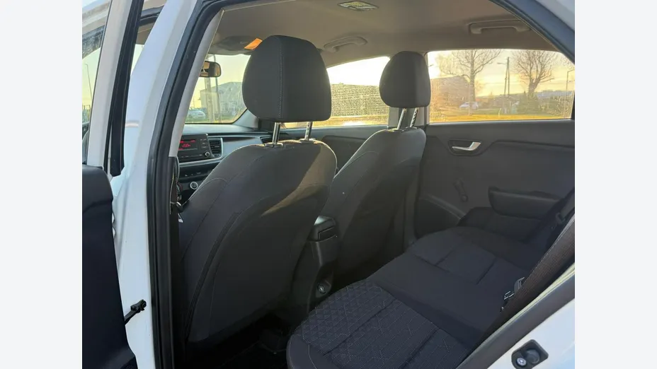 KIA Rio -