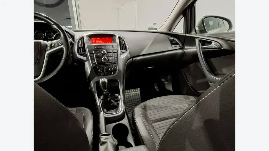 OPEL Astra -