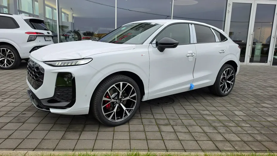 AUDI Q3 Sportback -