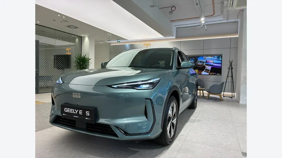 GEELY EX5 -