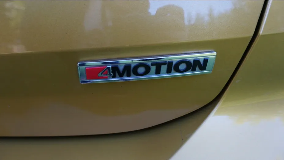 VOLKSWAGEN Arteon -