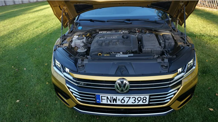 VOLKSWAGEN Arteon -