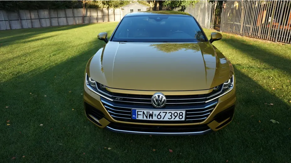 VOLKSWAGEN Arteon -