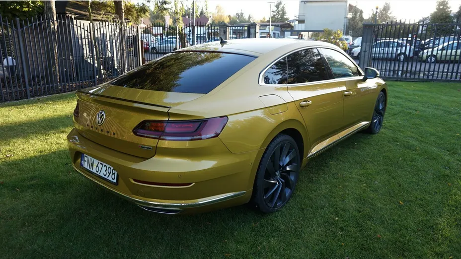 VOLKSWAGEN Arteon -