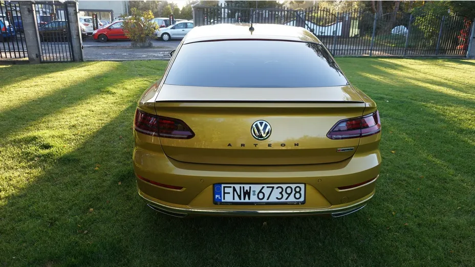 VOLKSWAGEN Arteon -