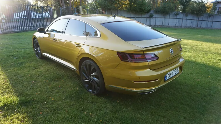 VOLKSWAGEN Arteon -