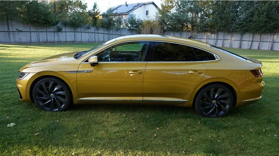 VOLKSWAGEN Arteon -