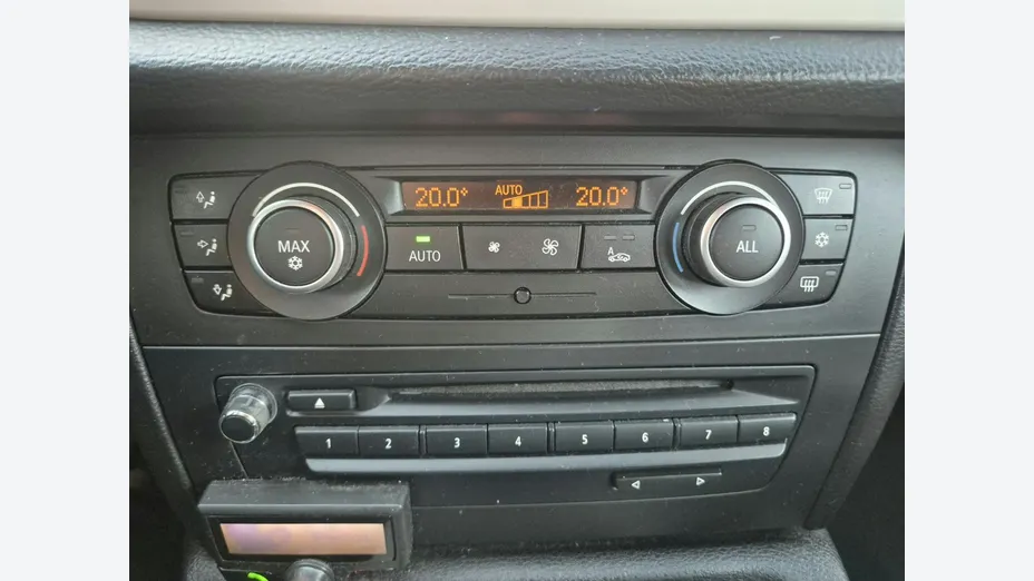 BMW X1 -
