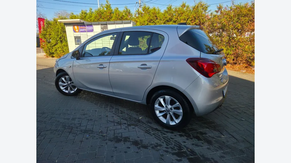 OPEL Corsa -