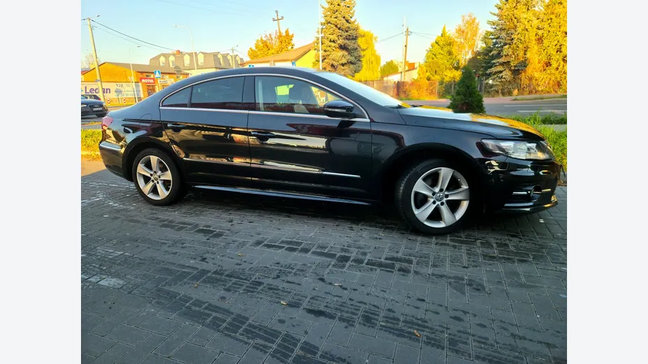 VOLKSWAGEN CC -