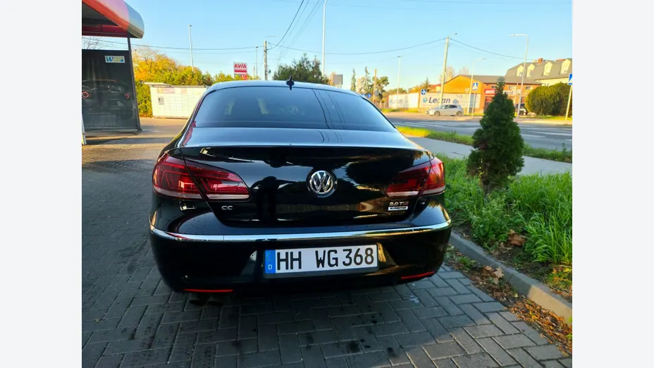 VOLKSWAGEN CC -