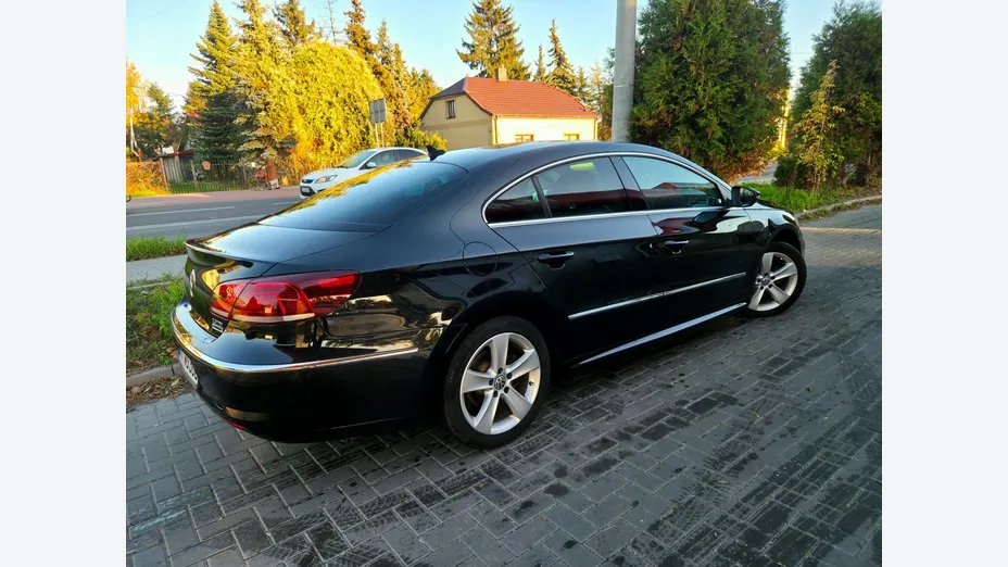 VOLKSWAGEN CC -