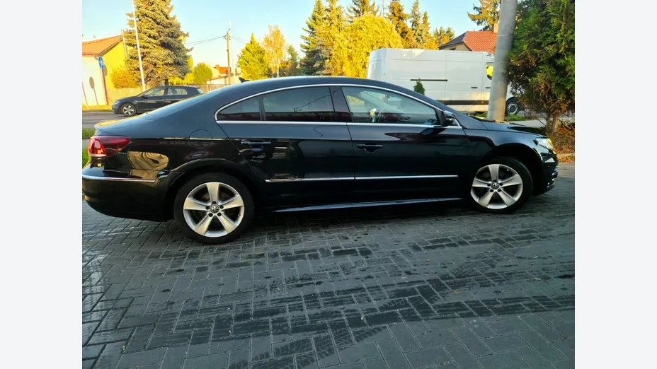 VOLKSWAGEN CC -