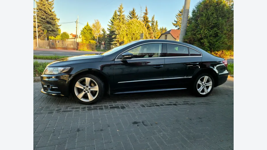 VOLKSWAGEN CC -